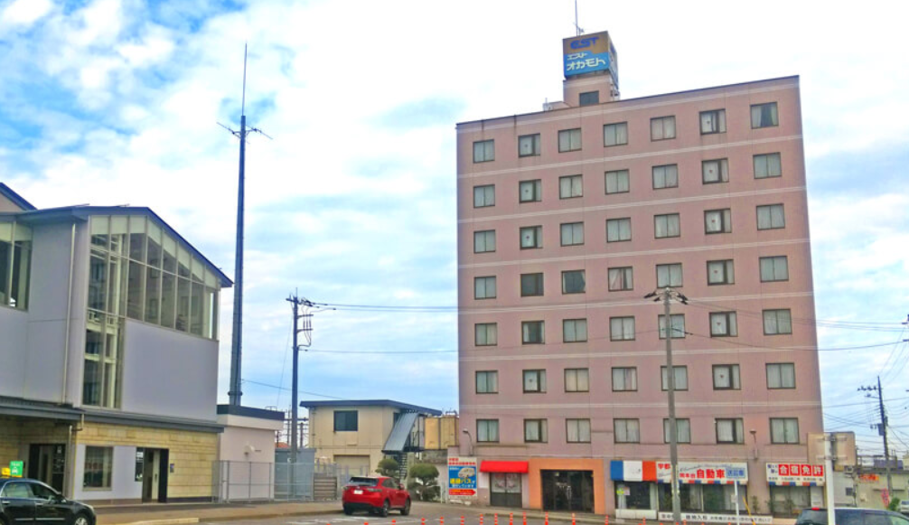 エスト岡本
