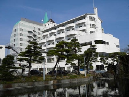 外観 | 学校寮別館