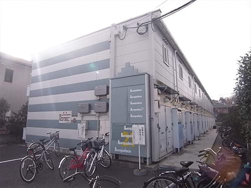 レオパレスアルテイル