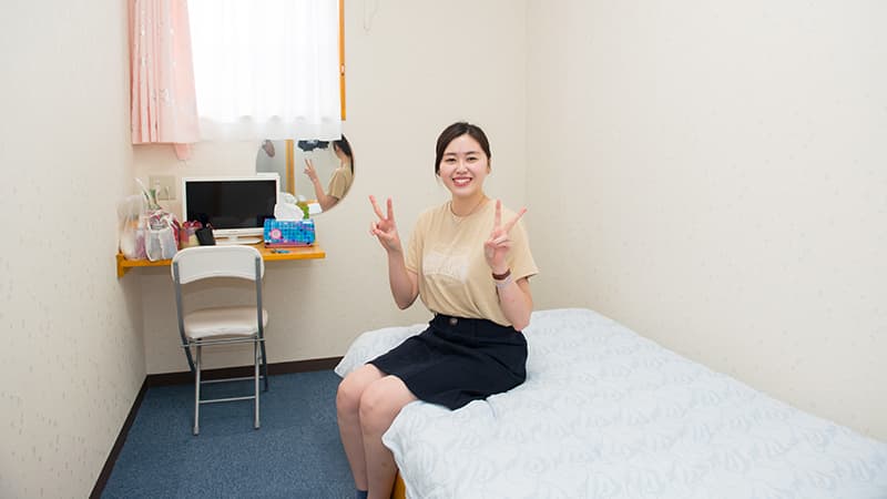 female03.jpg | 学校寮(女性)