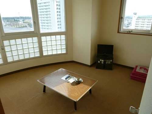 学生寮本館